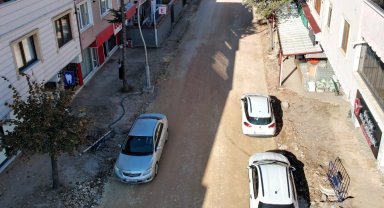 Başiskele Cumhuriyet Caddesi'nde üstyapı atağı