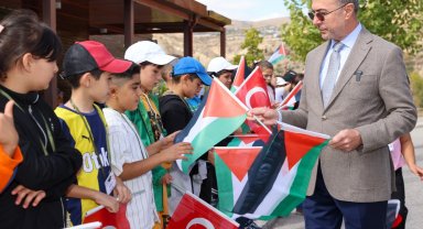 Başkan Pekyatırmacı, Sille Tabiat Okulu'nda öğrencilerle buluştu​​​​​​​