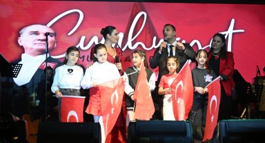 Bornova'da 29 Ekim coşkusu