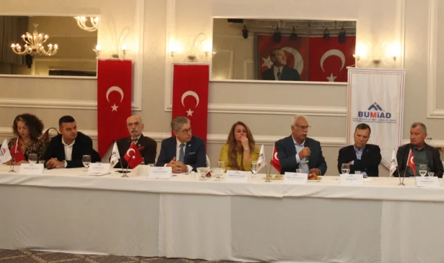 BUMİAD'ın Cumhuriyet'e sahip çıkan isimleri bu yıl da ödüllendirecek