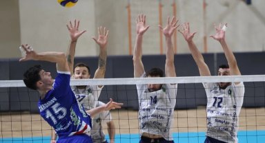 Bursa Büyükşehir Belediyespor Gebze'de turnuvaya galibiyetle başladı