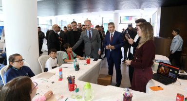 Bursa İnegöl'de 'Bilim Şöleni' başladı