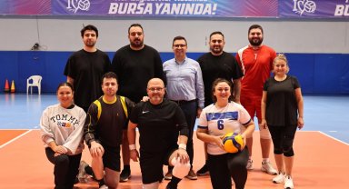 Bursa Nilüferli çalışanları filede ter döktü