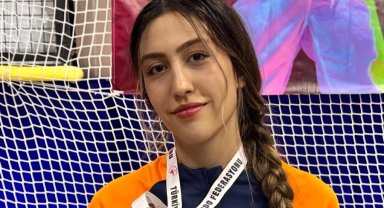 Bursa Osmangazili taekwondocudan bronz madalya