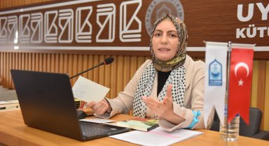 Bursa Yıldırım'da 'kitap tahlili' başladı