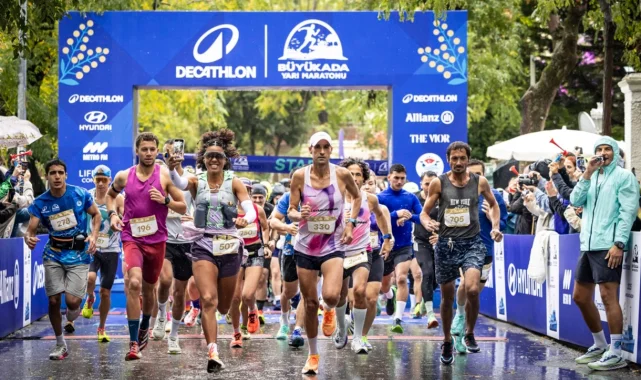 Decathlon Büyükada Yarı Maratonu'na rekor katılım