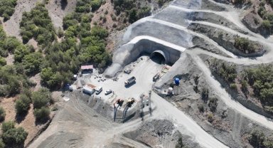 Demir ağlara Ankara'dan Samsun'a örülüyor