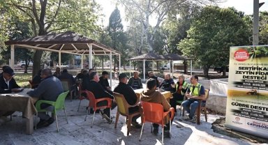 Denizli Büyükşehir, çiftçilerin sorunları yerinde dinliyor