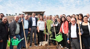 Denizli'de Muhtarlar Günü fidanlarla kutlandı