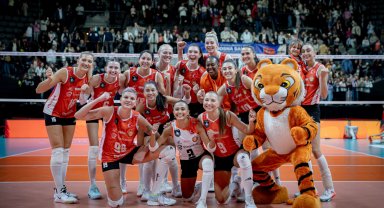 Eczacıbaşı Dynavit Kadın Voleybol'da teknik partnerlik nikah tazeledi