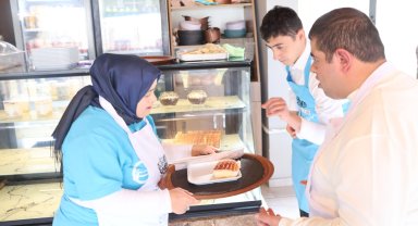 Erzurum'da Gülümseyen Kafe özel bireylerin üretim adresi oldu