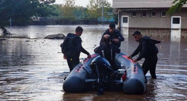 Hatay Payas'ta sel felaketi! Üst düzey heyet sahada