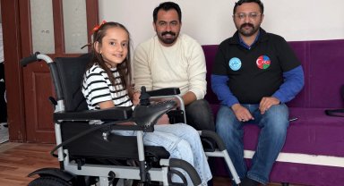 İş insanı Ceylan Ünsal'dan Dünya Kız Çocukları Günü'nde Ecrin'e destek