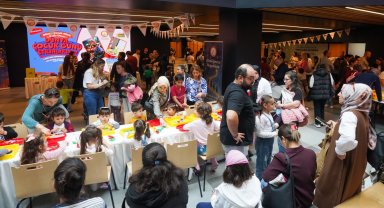 İstanbul'da 'Dünya Çocuk Günü' renkli etkinliklerle kutlandı