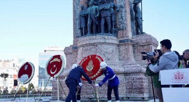 İstanbul'un kurtuluşu Taksim'de kutlandı