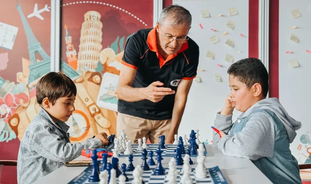 İZKİTAP'ta "Şehrin Kalbinde Yeni Buluşma Noktaları"