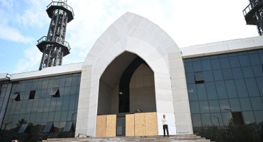 Kartepe Kent Meydanı Camii'nde sona doğru