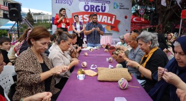 Kocaeli İzmit'te renkli 'örgü'