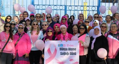Kocaeli'de meme kanserine "pembe kurdele" ile dikkat çektiler