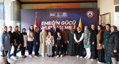 Konya'da Başkan Altay kadınları ağırlamayı sürdürüyor