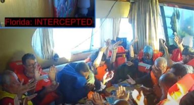 Küresel Sumud Filosu'na İsrail baskını! İsrail, Türk aktivistlerin de yer aldığı gemileri durdurdu