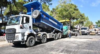 Manisa Kırkağaç'a 5 bin ton sıcak asfalt seriliyor