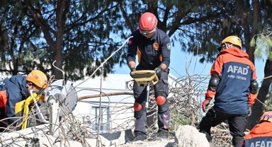 Manisa'da 6,6'lık deprem senaryosu ile tatbikat gerçekleştirildi