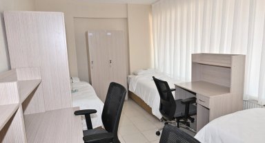 Manisa'da ilk öğrenci misafirhanesi hizmete açıldı