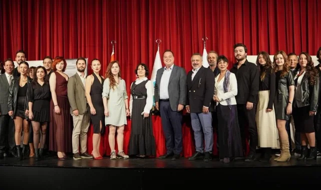 Manisa'da tiyatro sezonu Shakespeare'le açılıyor