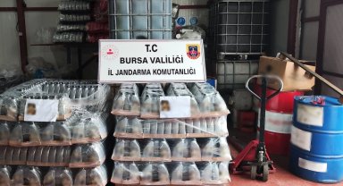 Mudanya'da Jandarma'dan kaçak motor yağı operasyonu