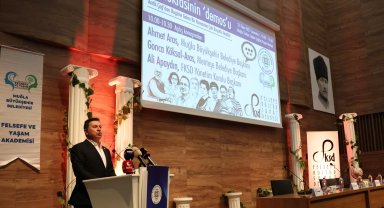 Muğla'da demokrasi ve felsefe buluştu