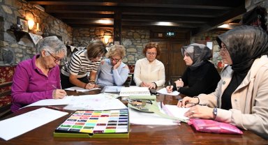 Osmangazi'de minyatür sanatı kadın eliyle hayat buluyor