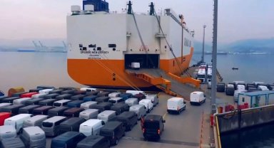 Otomotiv Eylül'de de lider