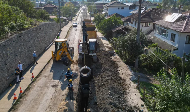 Sakarya Akyazı'nın altyapısı için 6 ekip çalışıyor