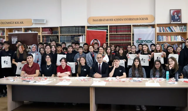 Sakarya Anadolu Lisesi'nde 29 Ekim coşkusu