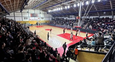 Sakarya pota perdesini Güngören'le açıyor