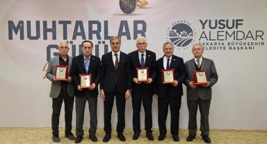 Sakarya'da Başkan Alemdar muhtarlarla buluştu