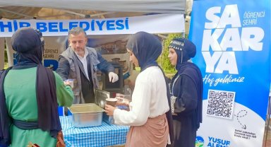 Sakarya'dan üniversiteli gençlerin içini ısıtan hareket