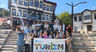 Sakaryalı gençler şehrin zenginliklerini keşfediyor