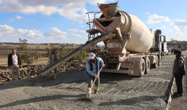 Siverek yollarına beton yol