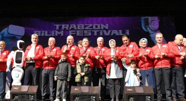 Trabzon'da bilim coşkusu: Festivalle gençlere yeni ufuklar açılıyor