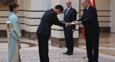 5 büyükelçiden Türkiye'ye güven mektubu