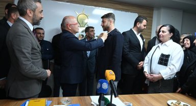 AK Parti Bursa'dan Gemlik ve Orhangazi'ye çıkarma... 800 yeni üye AK Parti'ye katıldı