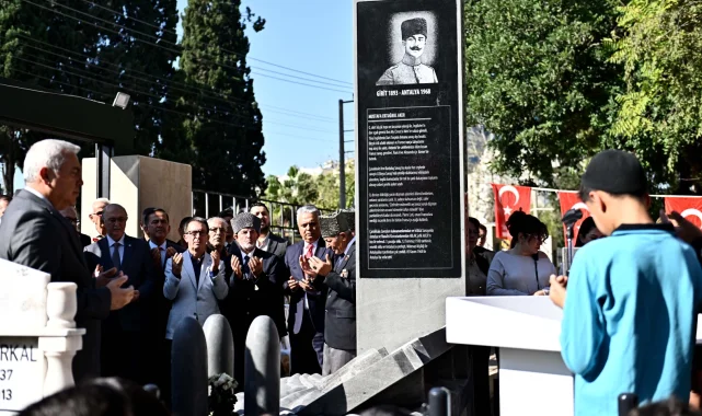 Antalya Muratpaşa'da Topçu Yüzbaşı Aker unutulmadı