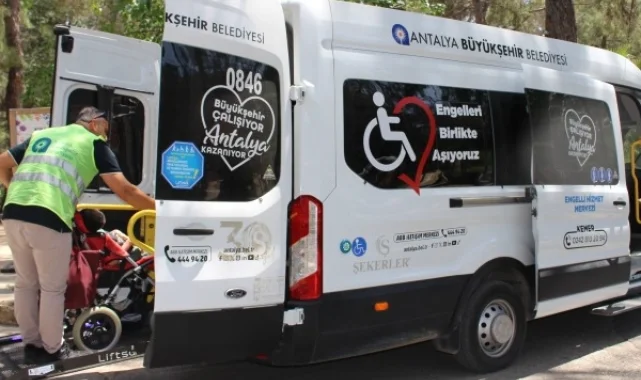 Antalya'da engelsiz hizmet aracı hayat kolaylaştırıyor