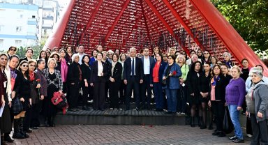 Antalya'da şiddete karşı ses, Al Yazma'da yükseldi