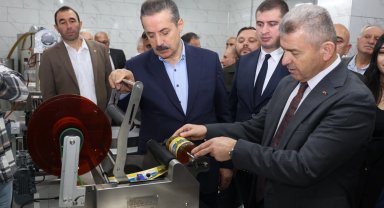 Artvin'de apiterapi ürünleri işleme ve bal dolum tesisi hizmete açıldı