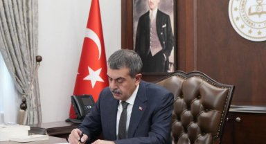 Bakan Tekin'den öğretmenlere üç ayrı mektup