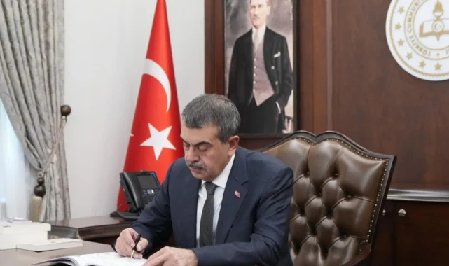 Bakan Tekin'den öğretmenlere üç ayrı mektup