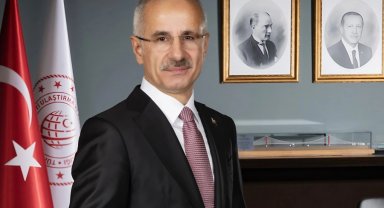 Bakan Uraloğlu Alanya'da gazetecilerle buluşacak, Gazipaşa Marina'yı açacak